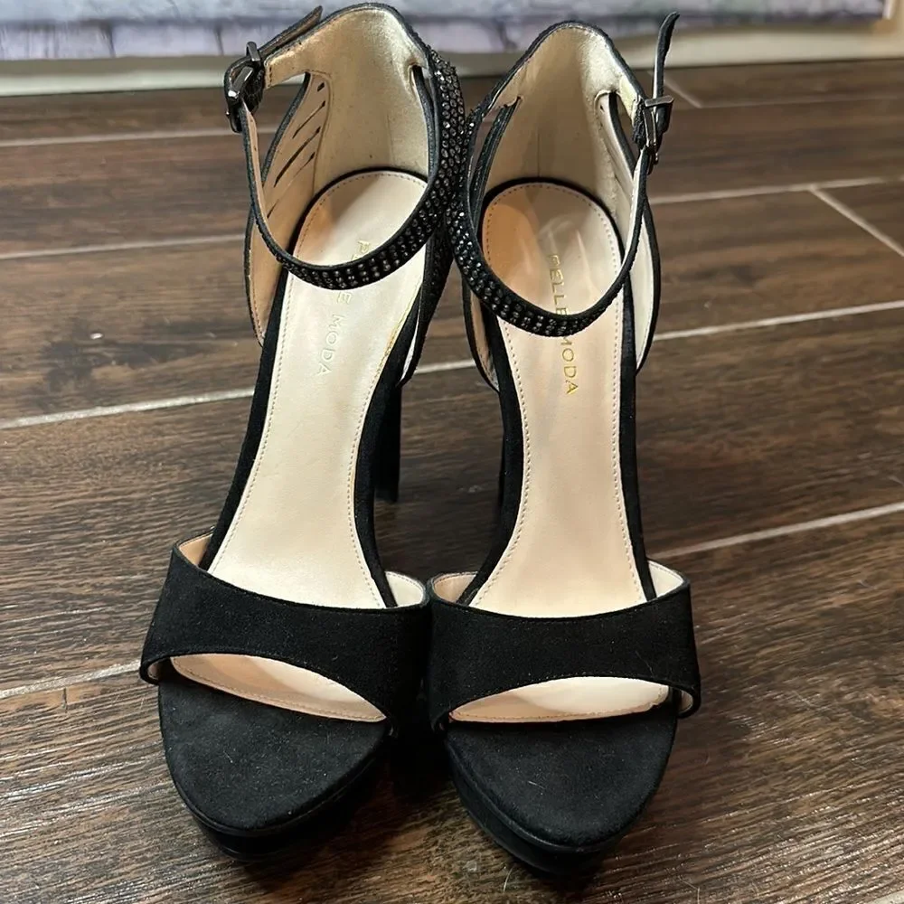 Pelle Moda Black Heels Sz 7.5 NWT